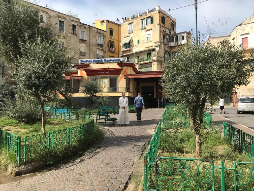 Sleepin Montesanto Hotel Naples Exterior photo